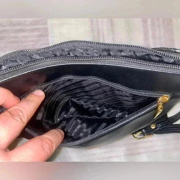 🌺Just a simple bag 🌺 Nothing special 🌸🌺good for everyday for work🏵️🌺 - Picture 8 of 9